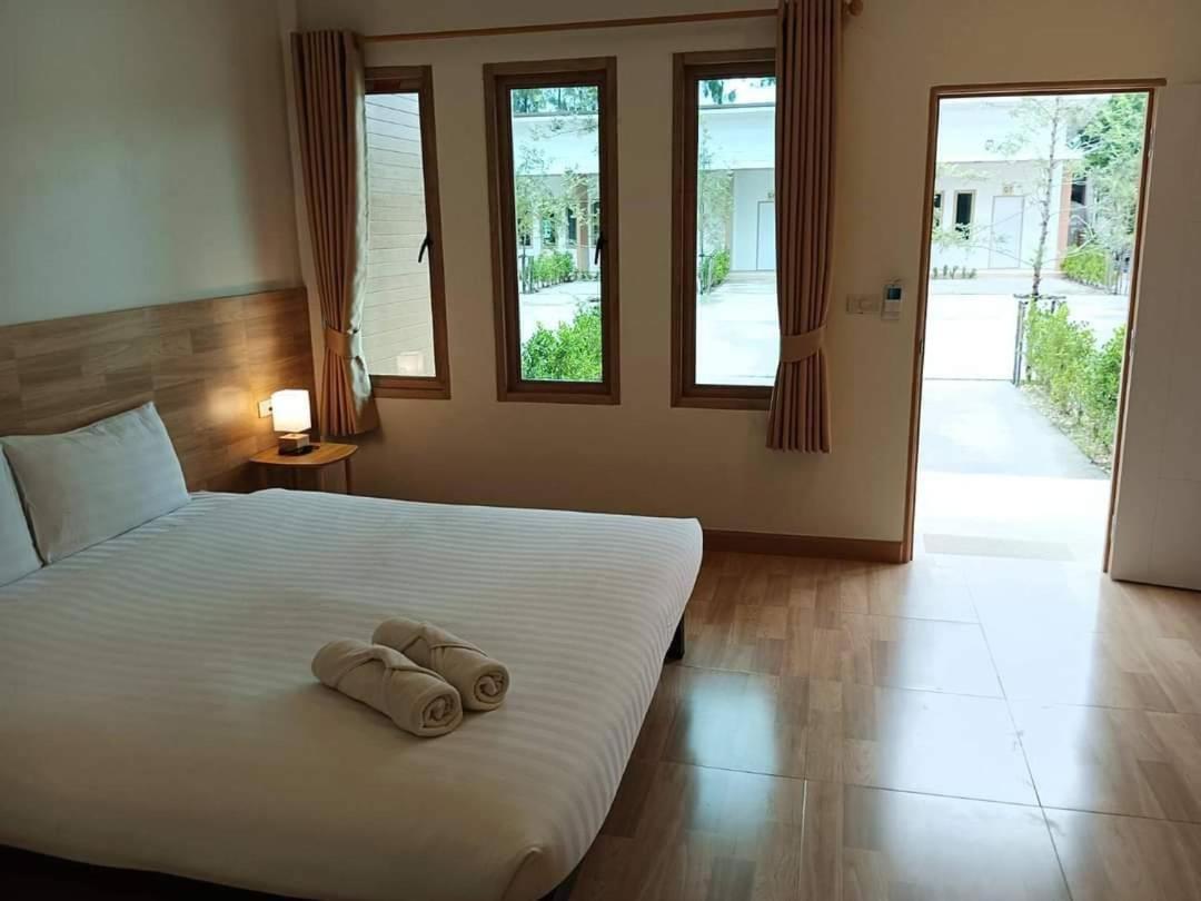 Three Bays Resort Prachuap Khiri Khan Eksteriør billede